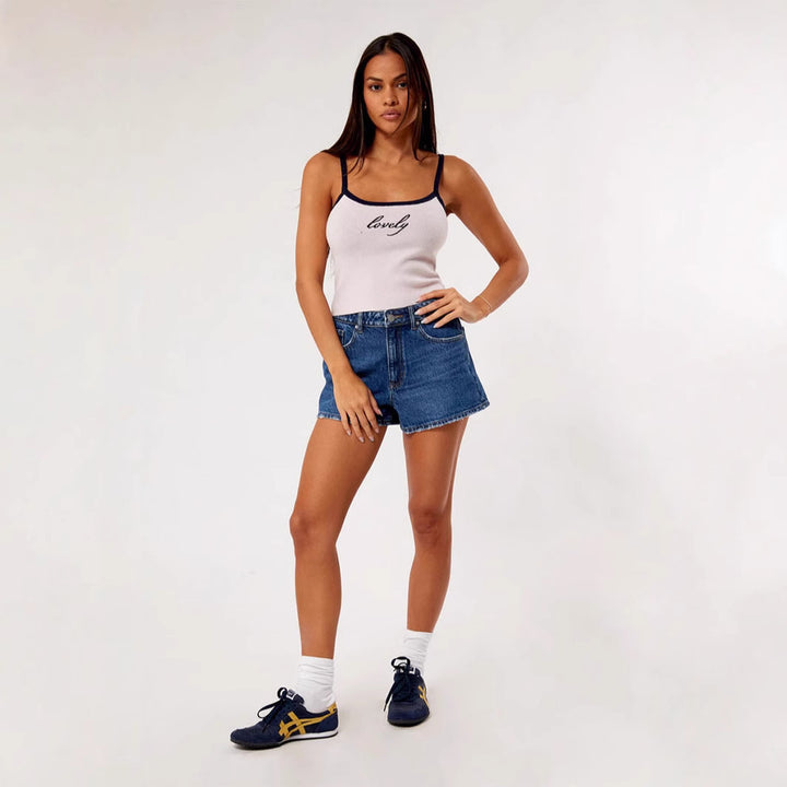 Damen Figurbetontes Crop-Top mit edlem Schriftzug Drune