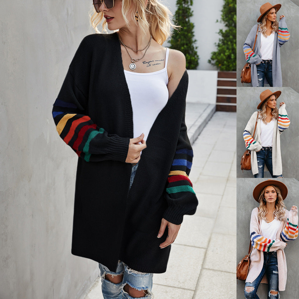 Damen gemütliche Strickjacke mit farbigen Ärmeln Drune