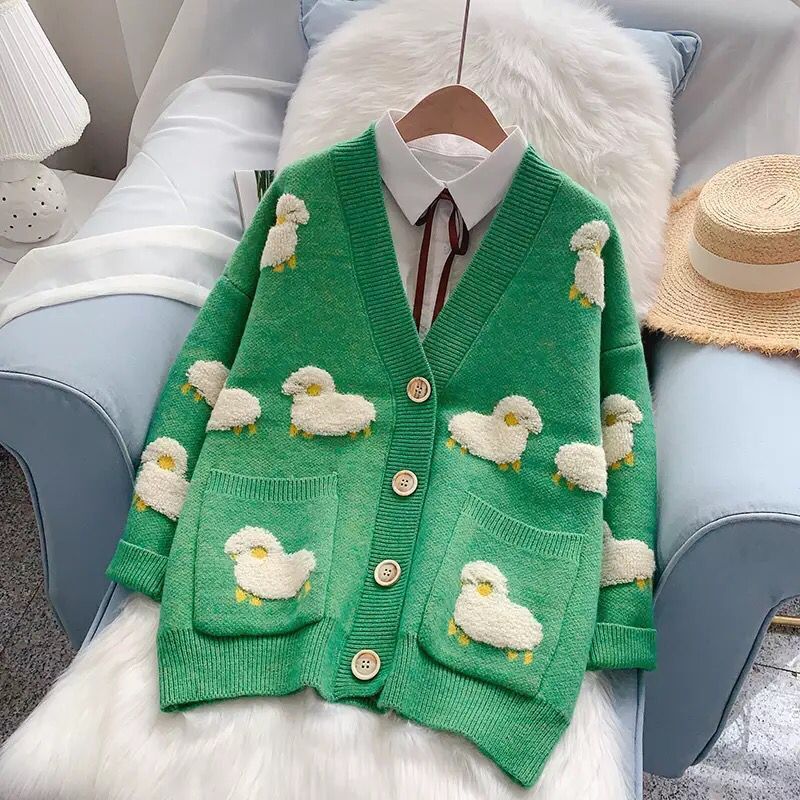 Damen gemusterte Strickjacke mit niedlichem Schafe-Motiv und praktischen Taschen Drune