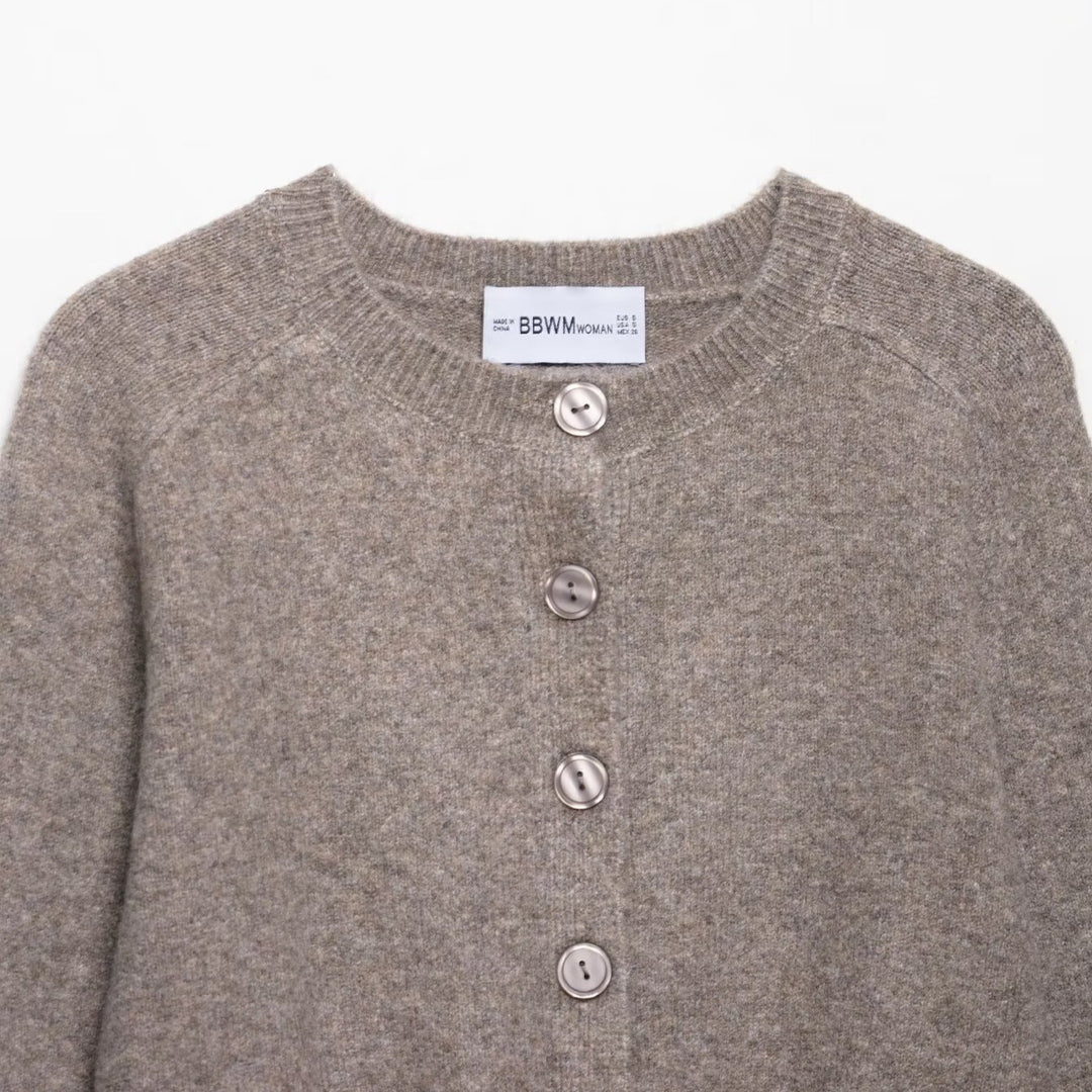 Damen cropped Strickjacke mit feinen Knöpfen und eleganter Passform Drune