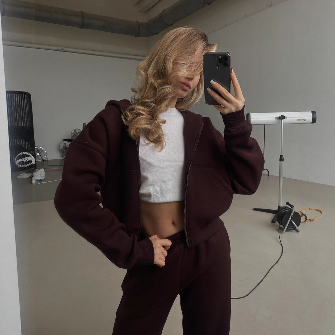 Damen cropped Sweatjacke und entspannte Jogginghose Set Drune