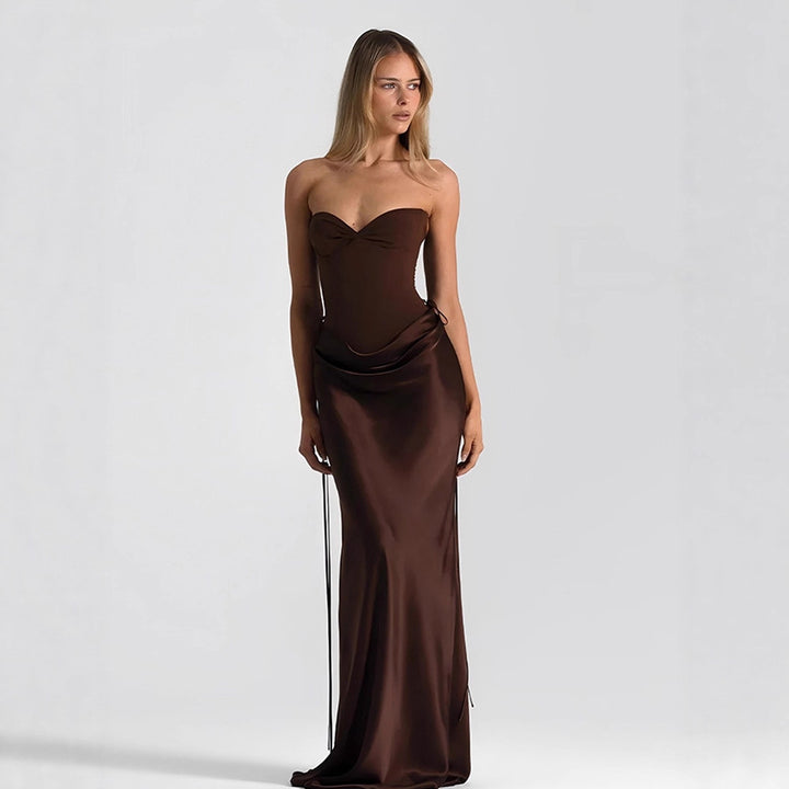 Damen Maxikleid mit elegantem Schnitt und raffinierten Drapierungen Drune