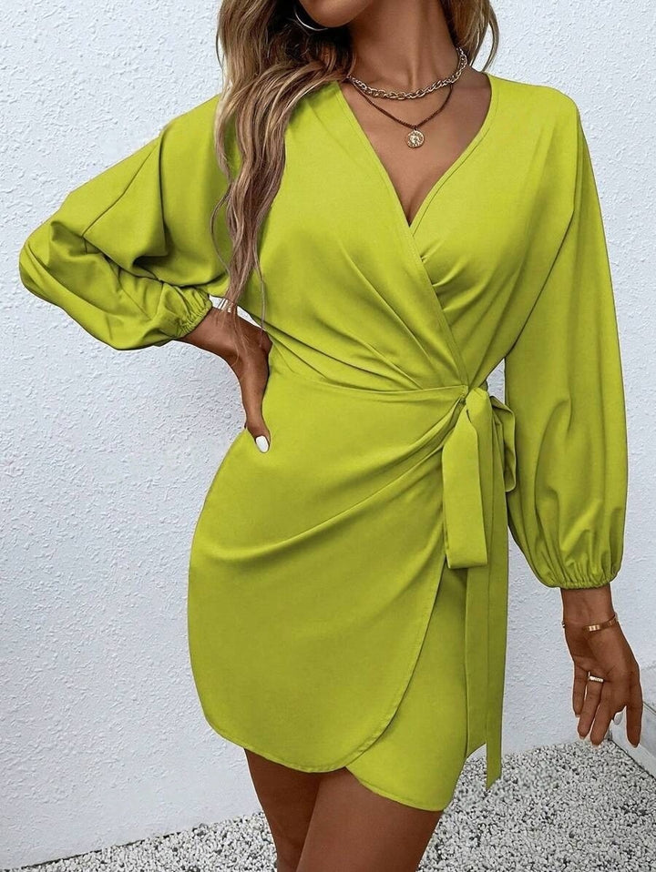 Damen Wickelkleid mit voluminösen Ärmeln Drune