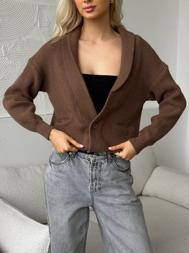 Damen komfortable Strickjacke mit tiefem V-Ausschnitt und praktischen Taschen Drune