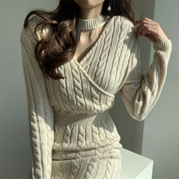 Damen Strickkleid mit Zopfdesign und elegantem Schlitz Drune