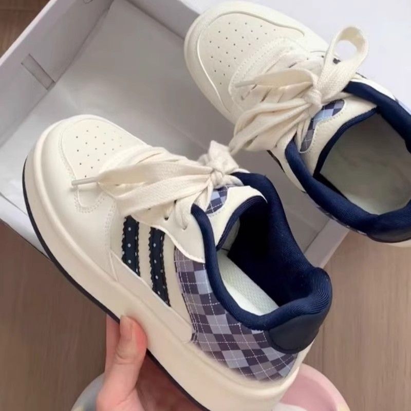 Damen Sneakers mit Karo-Muster und gepolsterter Sohle Drune