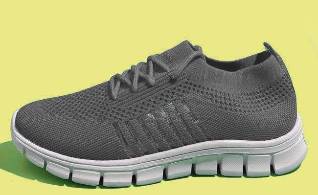 Damen nan gestrickter Performance-Sneaker mit sockenhaftem Schaft und flexibler Profilsohle Drune