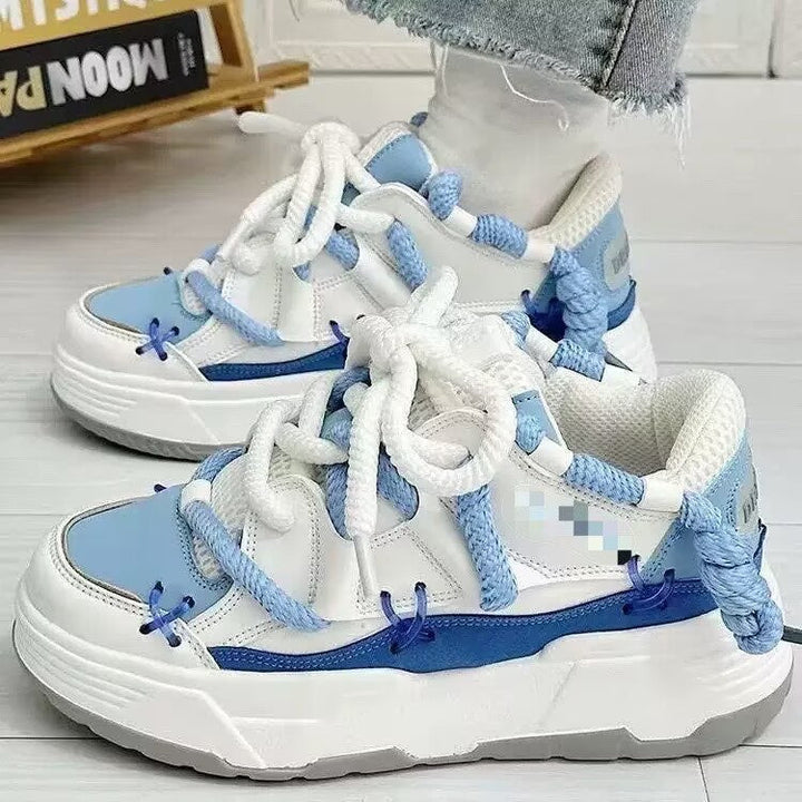 Damen Sportliche Sneakers mit innovativen Akzenten und rutschfester Sohle Drune