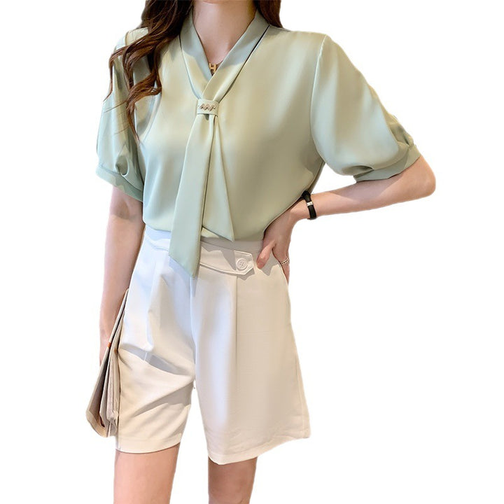 Damen Bluse mit dekorativem Schluppe und eleganten Puffärmeln Drune