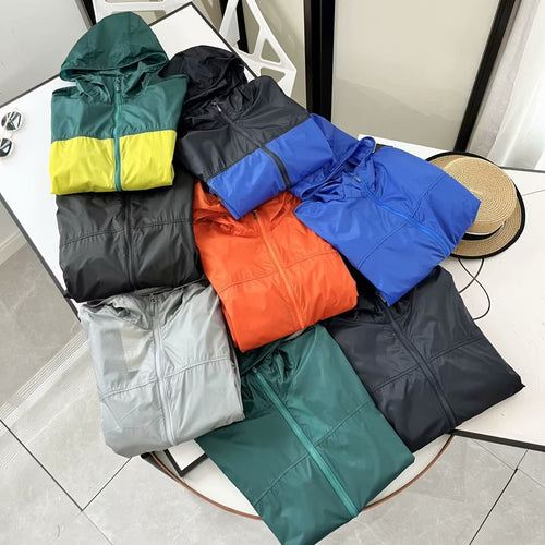 Damen Leichte Sportjacke mit Kapuze Drune