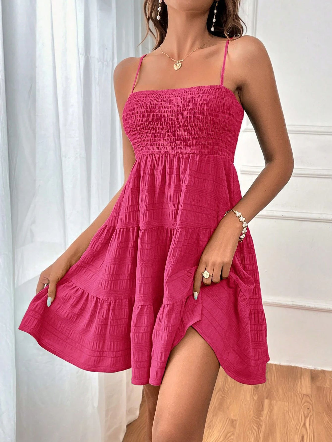 Damen Sommerliches Minikleid mit Raffungen und Trägern Drune