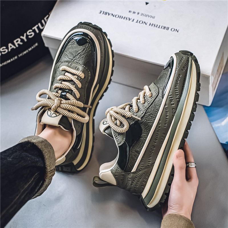 Damen modische Sneakers mit strukturierter Surface und stabiler Sohle Drune