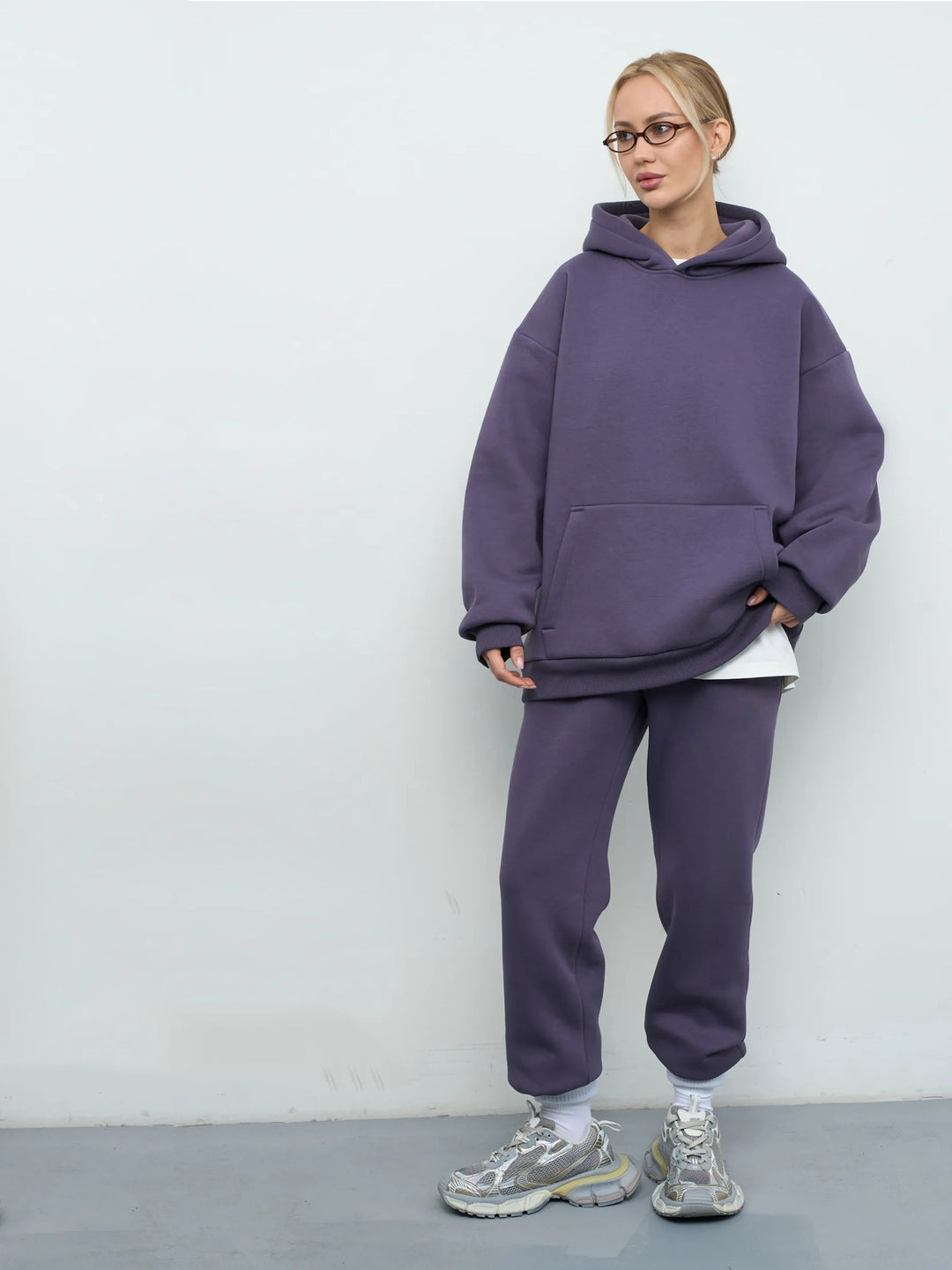 Damen oversized Hoodie und entspannte Sweatpants Drune