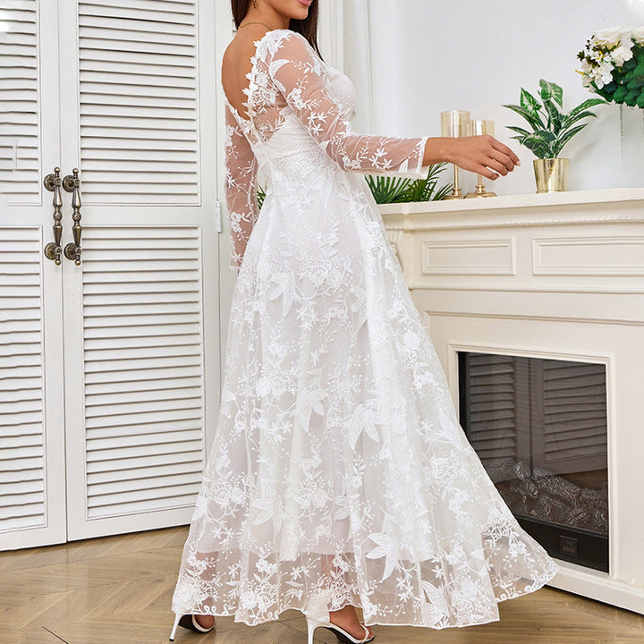 Elegantes Damen Hochzeitskleid mit Spitzenverarbeitung & voluminösem Rock für Hochzeit | Drune