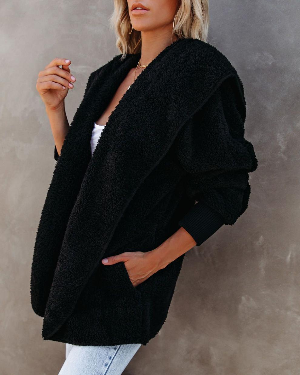 Damen Kuschelige Kapuzenjacke aus weichem Material Drune
