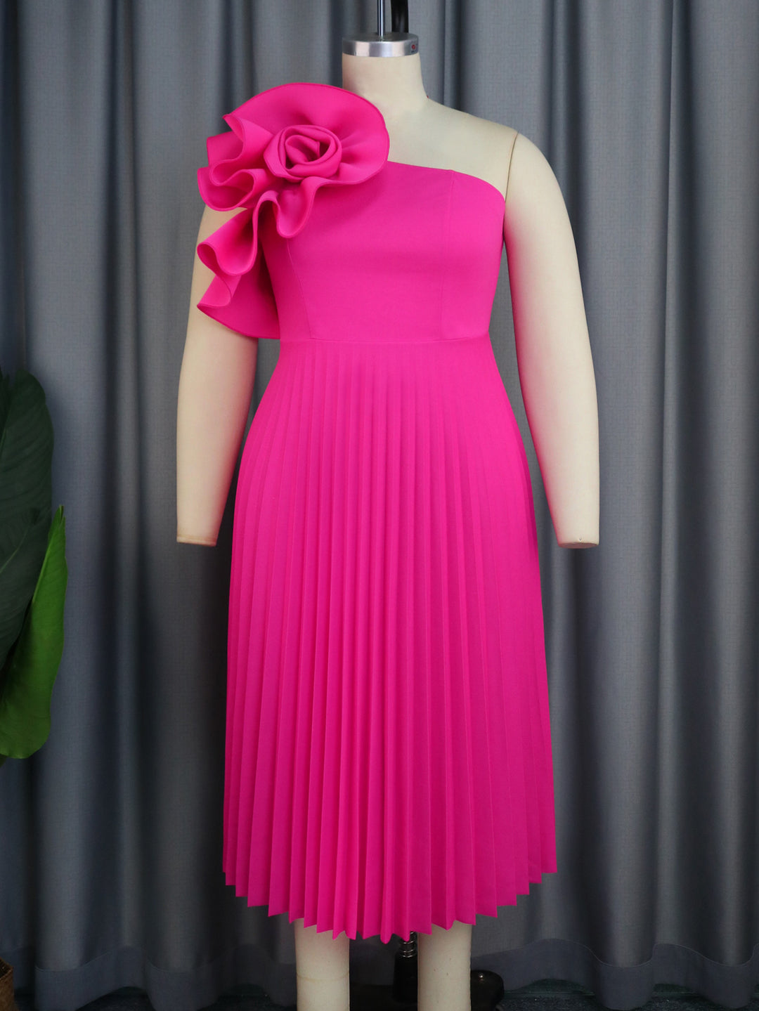 Damen elegantes Cocktailkleid mit voluminöser Blütenapplikation Drune