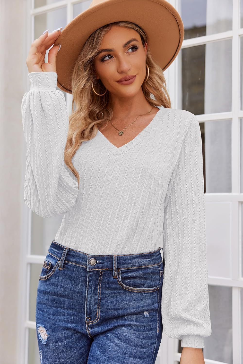 Damen Strickbluse mit feiner Rippstruktur und lässigem V-Ausschnitt Drune