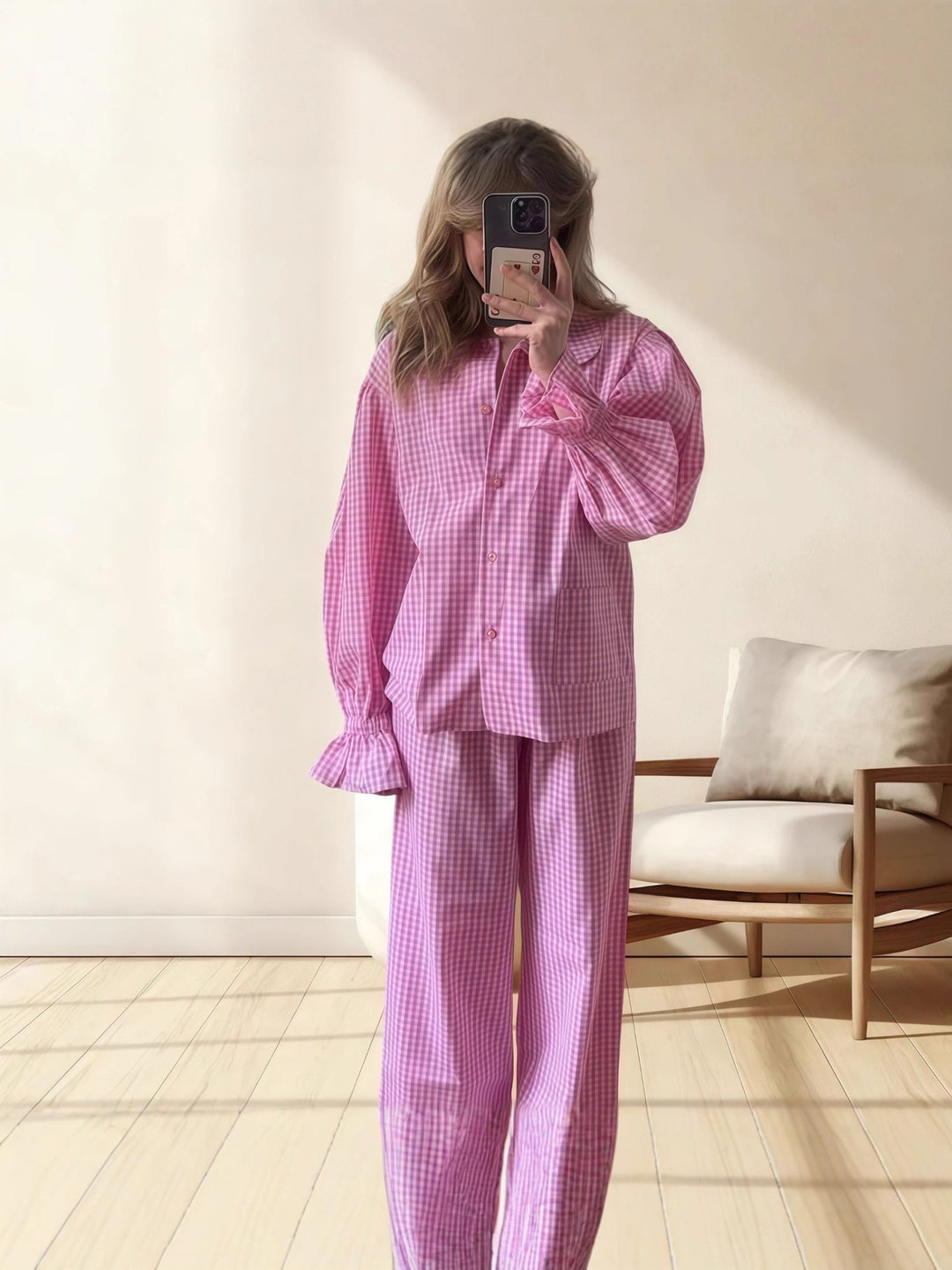 Damen Schlafanzug Set mit einem modernen Karo-Muster und voluminösen Ärmeln Drune