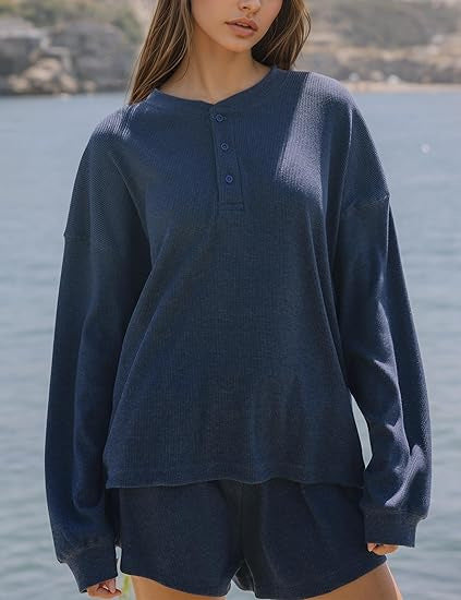 Damen lässiger Langarm-Hemdchen Pullover mit Knopfdetails Drune