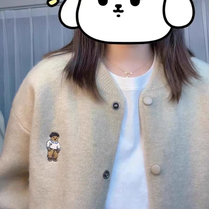 Damen bequeme Strickjacke mit Knopfverschluss und Bärenstickerei Drune