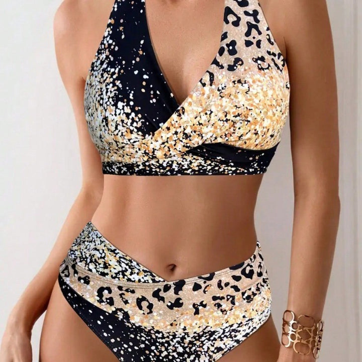 Damen Hochtailliertes Bikiniset mit verspieltem Knoten und schimmernden Akzenten Drune