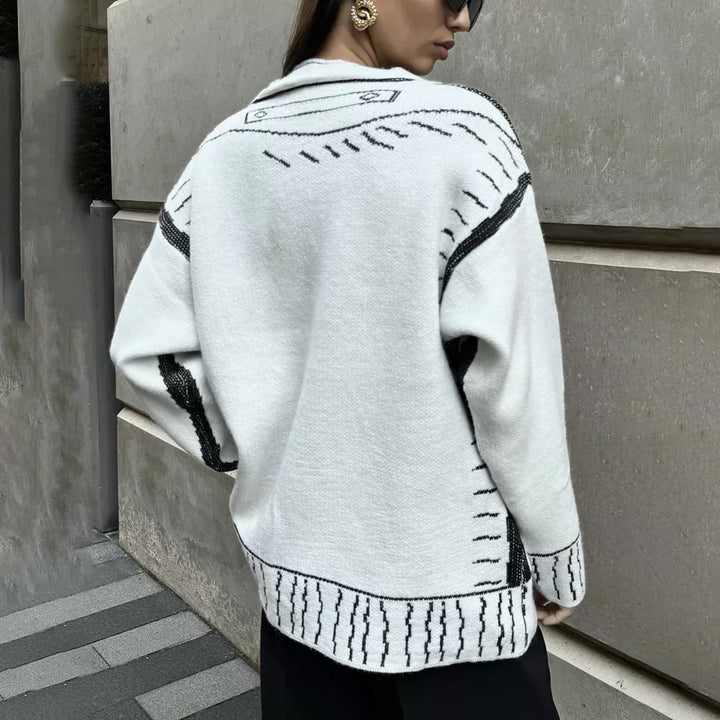 Damen Strickjacke mit künstlerischem Muster und praktischen Knopfdetails Drune