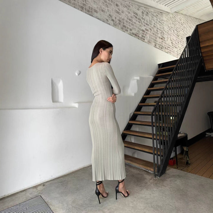 Damen Elegantes Rippstrick-Maxikleid mit langen Ärmeln und figurbetontem Schnitt Drune
