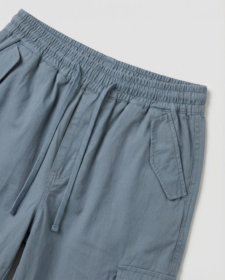 Damen weite Cargo-Hose im Retro-Utility-Stil mit hochgeschnittenem Bund Tunnelzug Mehrfachklappentaschen und verstellbaren Seitenschlaufen Drune