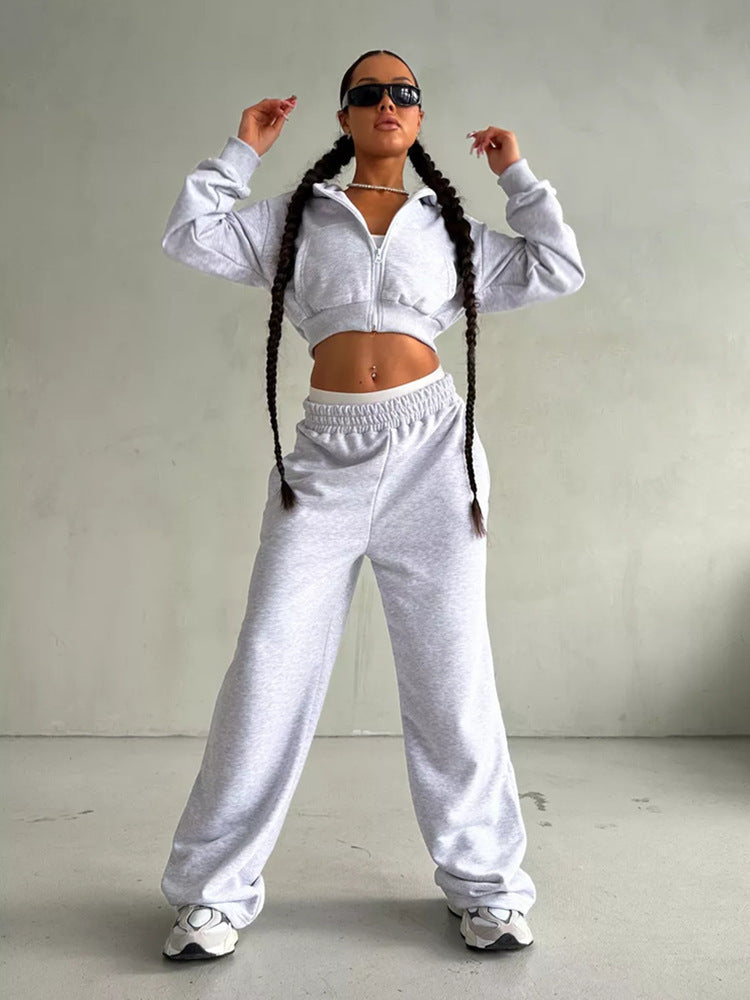 Damen Sport Set mit cropped Jacke und weiten Hosen Drune