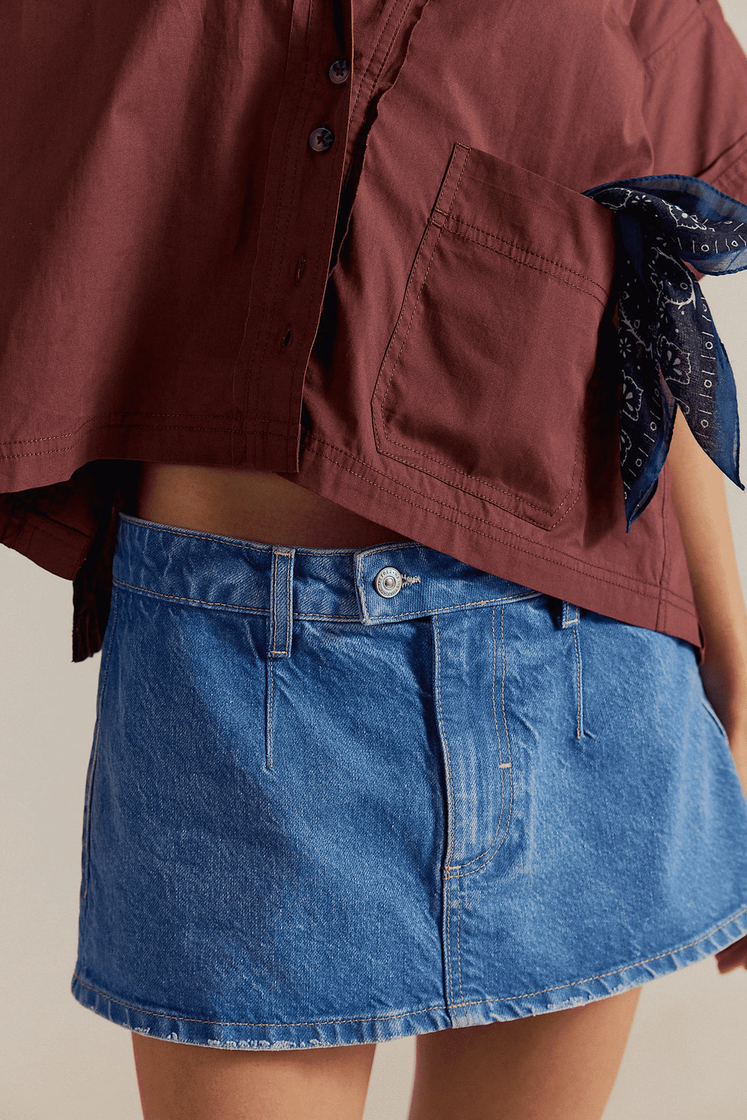 Damen Denim-Minirock mit fransigem Saum und lässigem Schnitt Drune