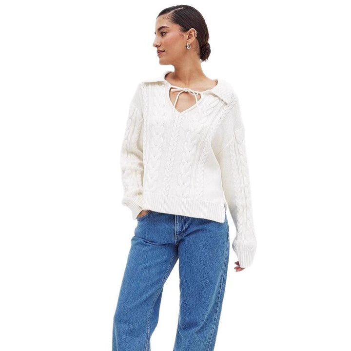 Damen Grobstrickpullover mit romantischem Kragen und praktischen Schnürdetails Drune