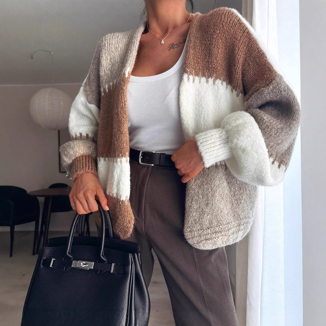 Damen gemütliche Strickjacke mit modernen blockartigen Mustern Drune
