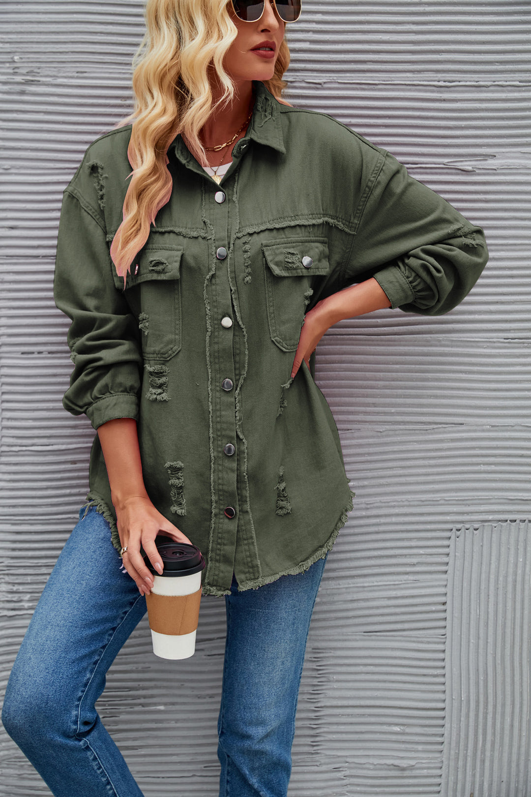 Damen Oversized Jeansjacke mit modernen Destroyed-Details Drune