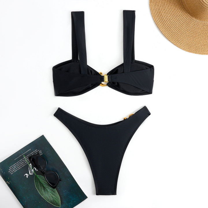 Damen Bikini-Set mit breiten Trägern und modischem Golddetail Drune