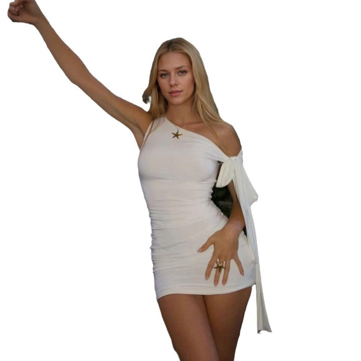 Damen schulterfreies Mini-Kleid mit verspielter Drapierung und raffinierten Bindungen Drune