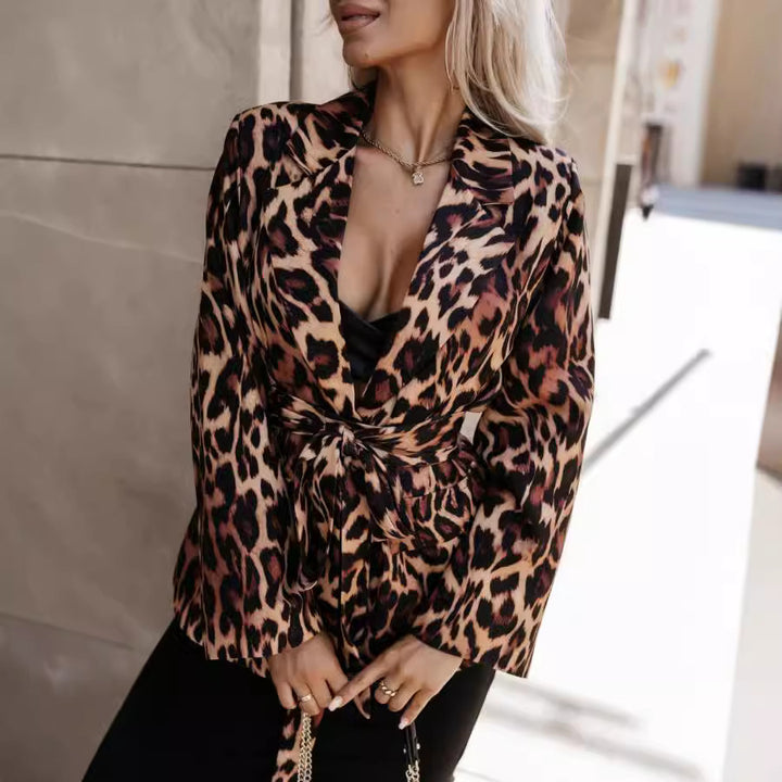 Damen Elegante Blazerjacke mit tierischem Muster und betontem Taillengürtel Drune