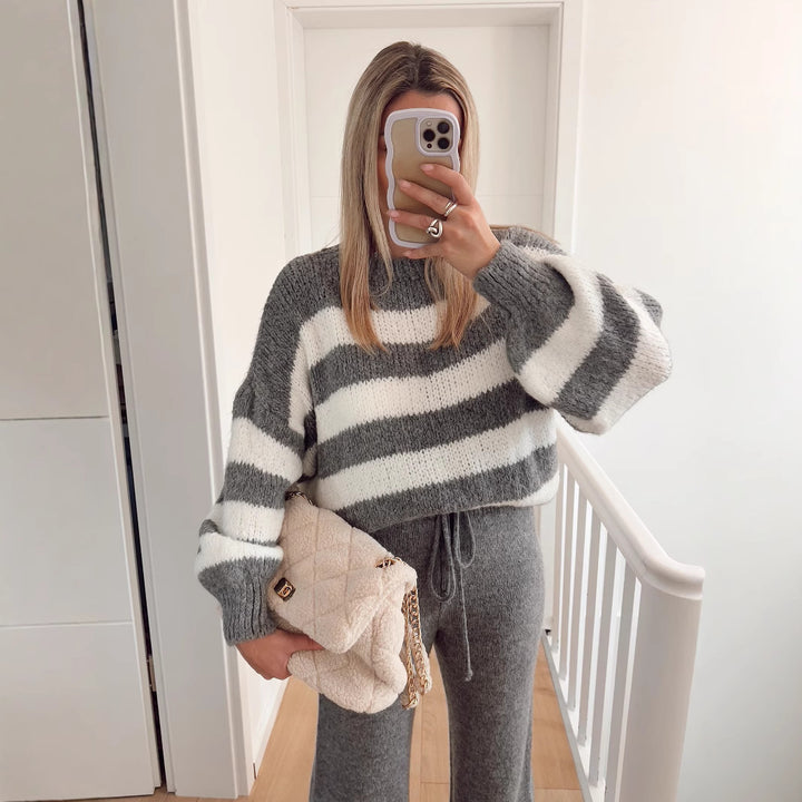 Damen Kuscheliger Cropped-Pullover mit breiten Streifen und hohem Kragen Drune