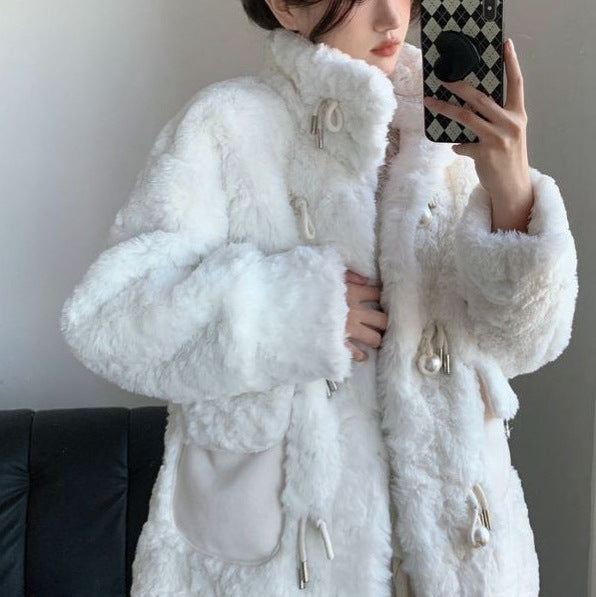 Damen Flauschige Übergangsjacke mit dekorativen Knöpfen Drune