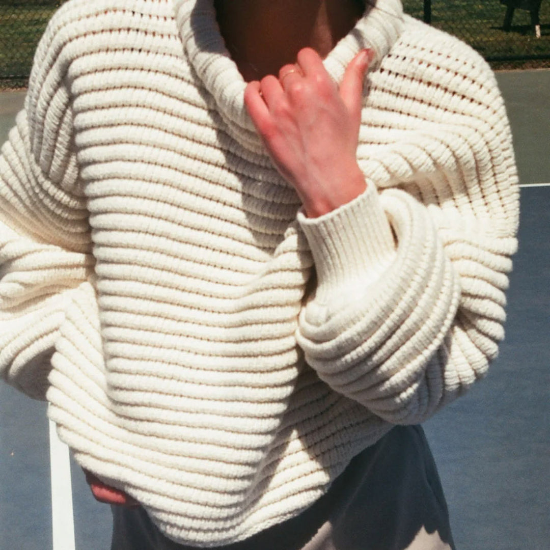 Damen lockerer Strickpullover mit hohem Kragen und breiten Rippbündchen Drune