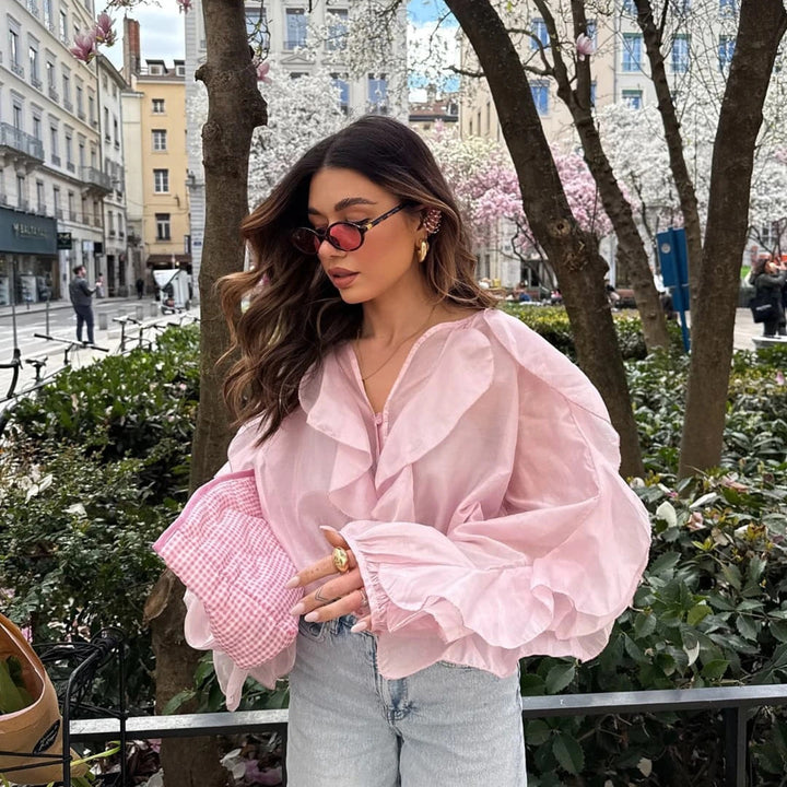 Damen Bluse mit voluminösen Rüschendetails und gewelltem Saum Drune