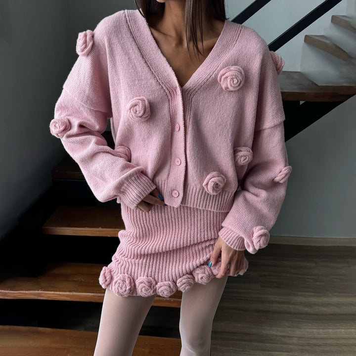 Damen Strickjacke mit floralem Design und passendem Rock Drune