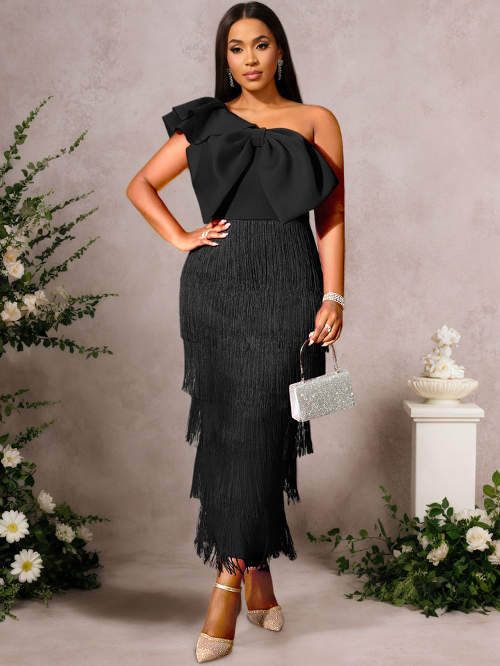 Damen elegantes Kleid mit voluminösem Rüschenelement und Fransen Drune