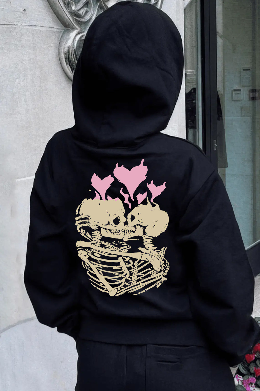 Damen Hoodie mit einzigartigem Skelett-Motiv und Herzgrafik Drune