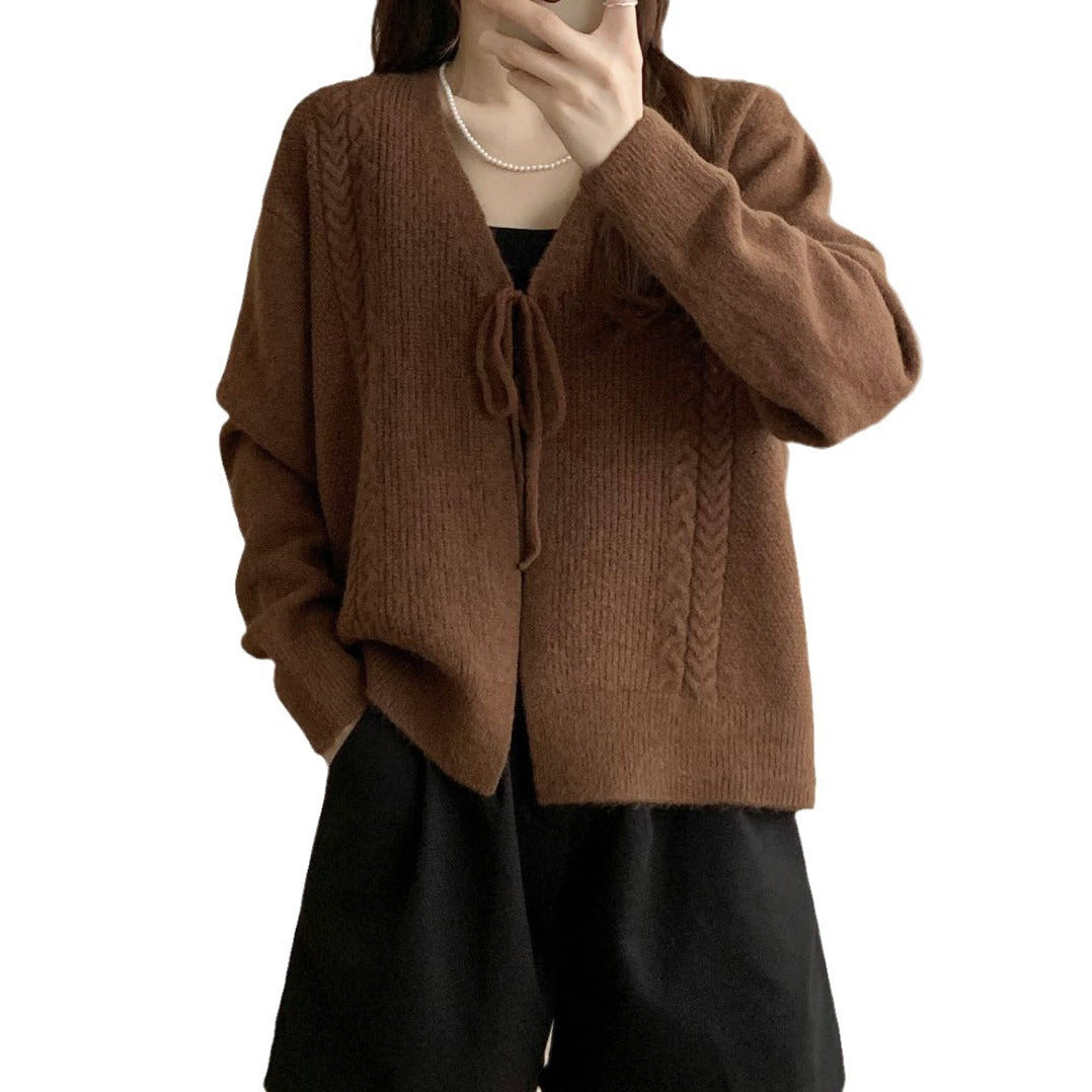 Damen Strickjacke mit Zopfmuster und dekorativem Kordelzug Drune