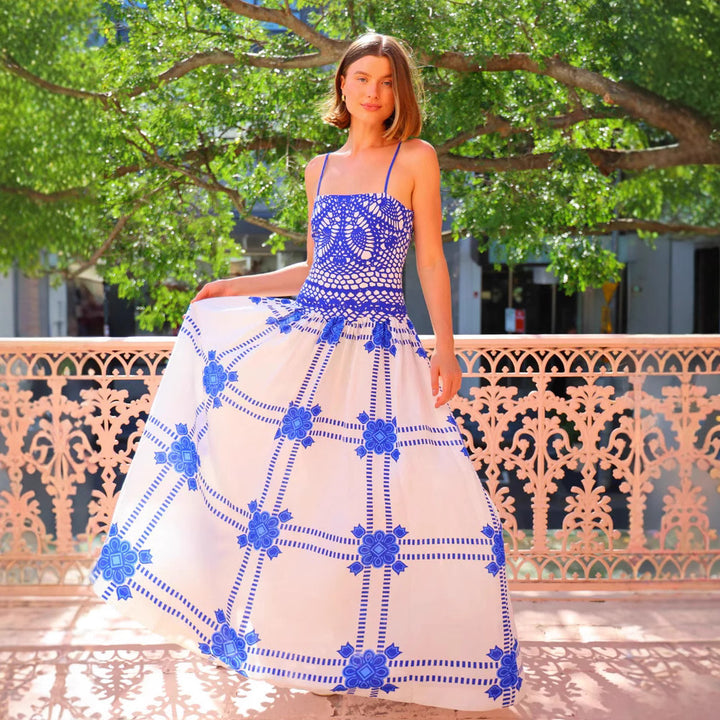 Damen Maxikleid mit innovativem Häkel-Oberteil und fließendem Rock Drune