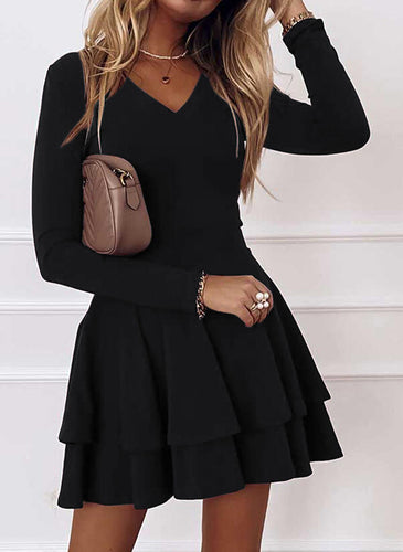 Damen stilvolles Minikleid mit schwingendem Rock und V-Ausschnitt Drune