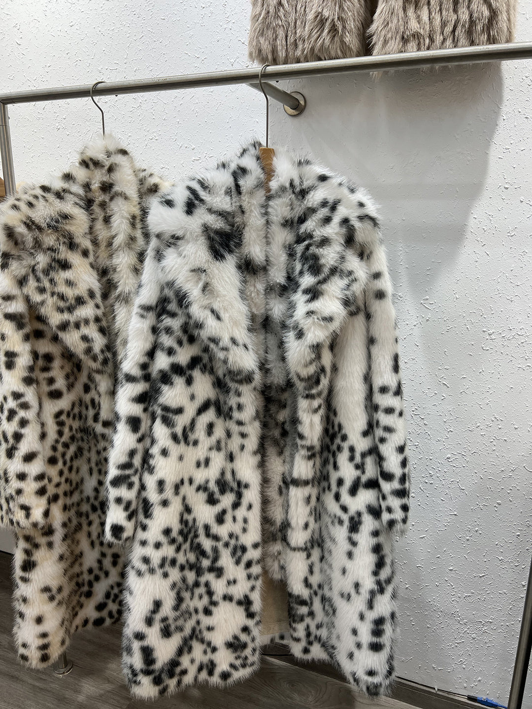 Damen luxuriöser Fellmantel Drune
