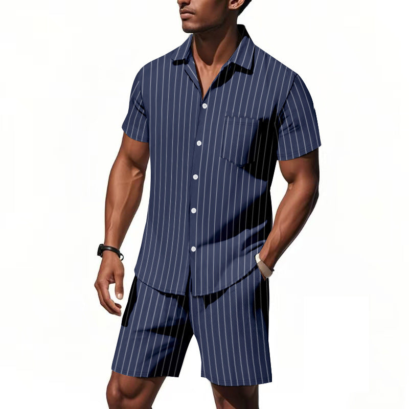 Herren Kurzarm-Pyjama-Set mit dezentem Streifenmuster und praktischer Brusttasche Drune