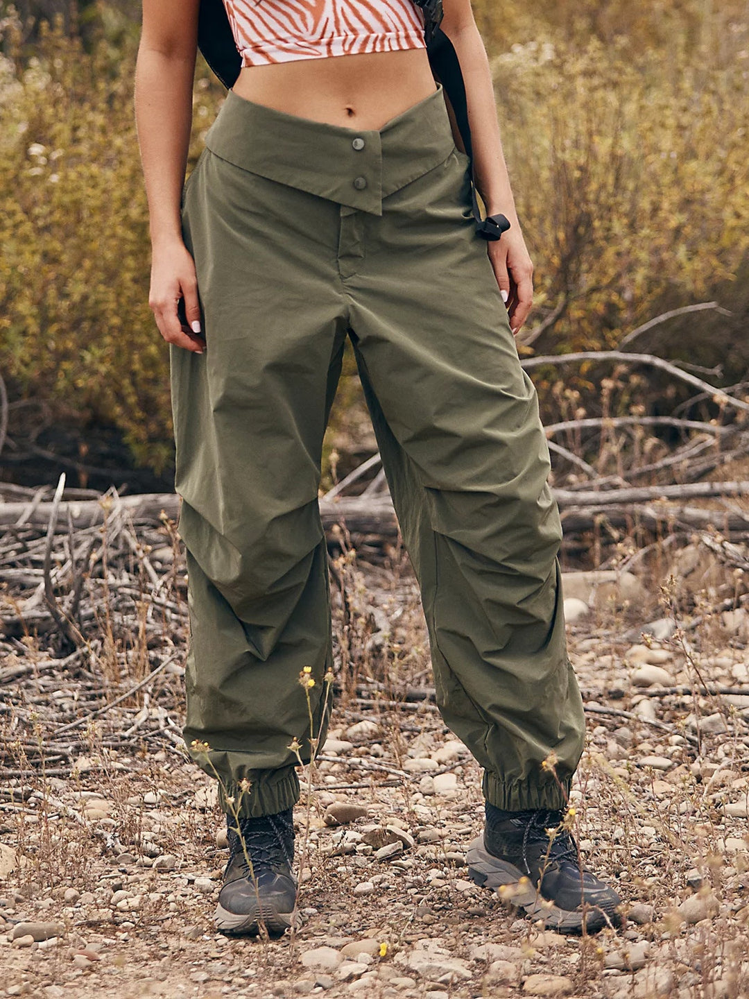 Damen Outdoor-Hose mit elastischem Bündchen und knöpfbarem Verschluss Drune