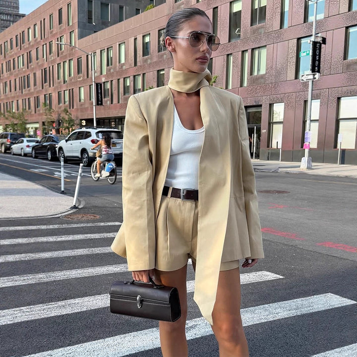Damen Anzugjacke mit raffinierter Schluppe und weichem Schnitt Drune